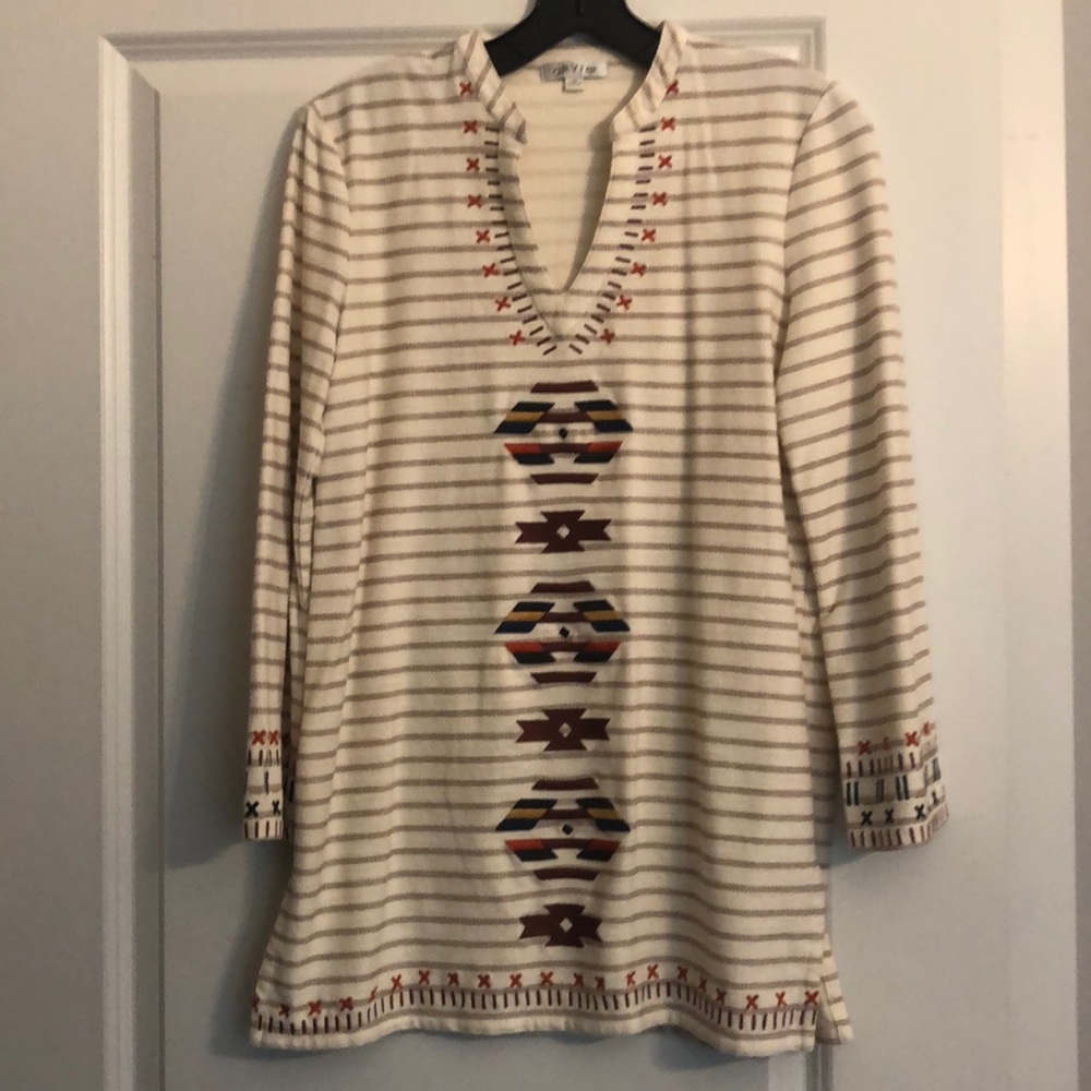 Orvis embroidered tunic XS